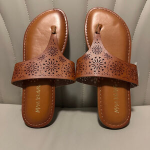 Maui Island Kids Thong Sandals Brown Tan Size 4 Flip Flops